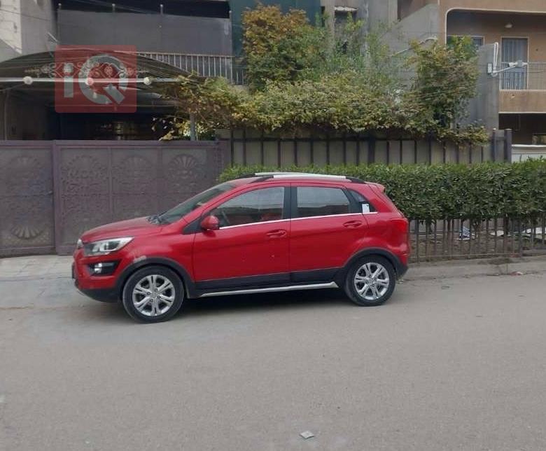 BAIC X25